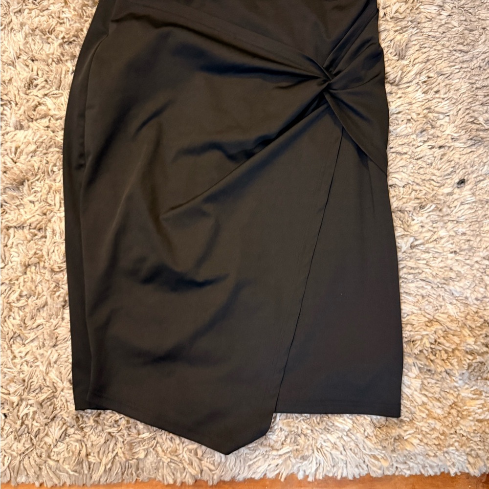 Sophisticated Black Pencil Skirt